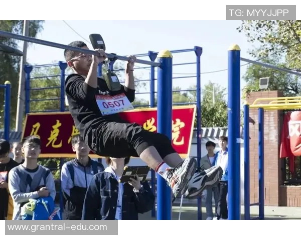 重庆足球队耐力探秘:从训练到比赛的坚持与拼搏之路 重庆足球队耐力探秘:从训练到比赛的坚持与拼搏之路